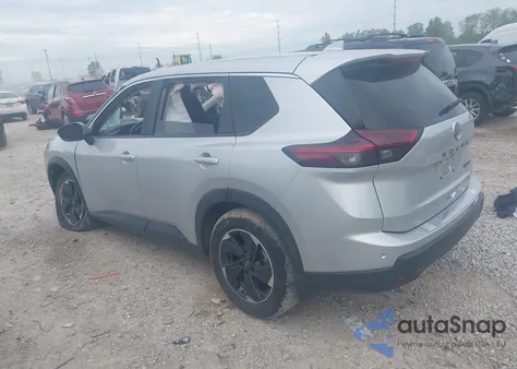 2024 Nissan Rogue Sv Intelligent Awd z USA, uszkodzony, nr VIN 5N1BT3BB5RC670974